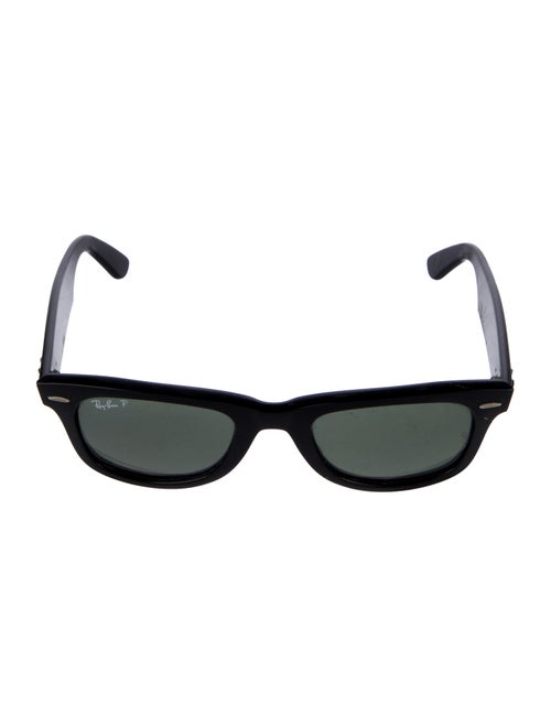 Ray-Ban Wayfarer Tinted Sunglasses