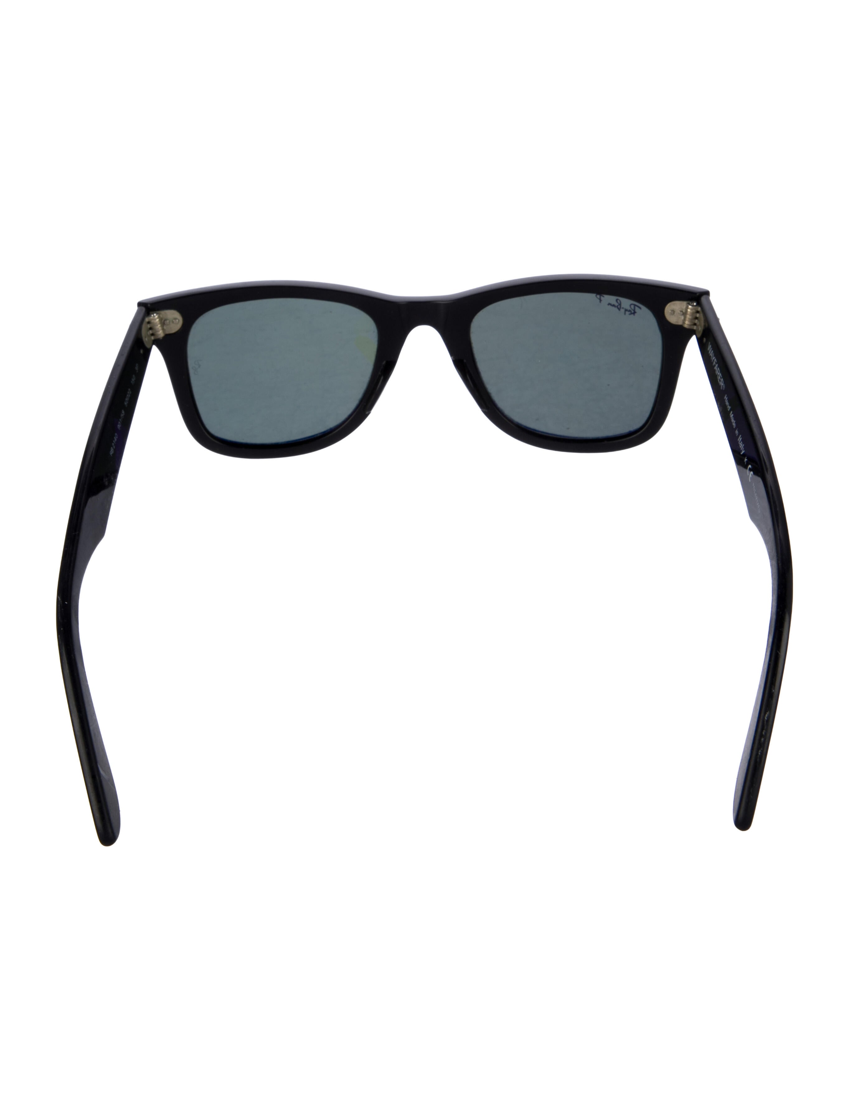 Ray-Ban Wayfarer Tinted Sunglasses