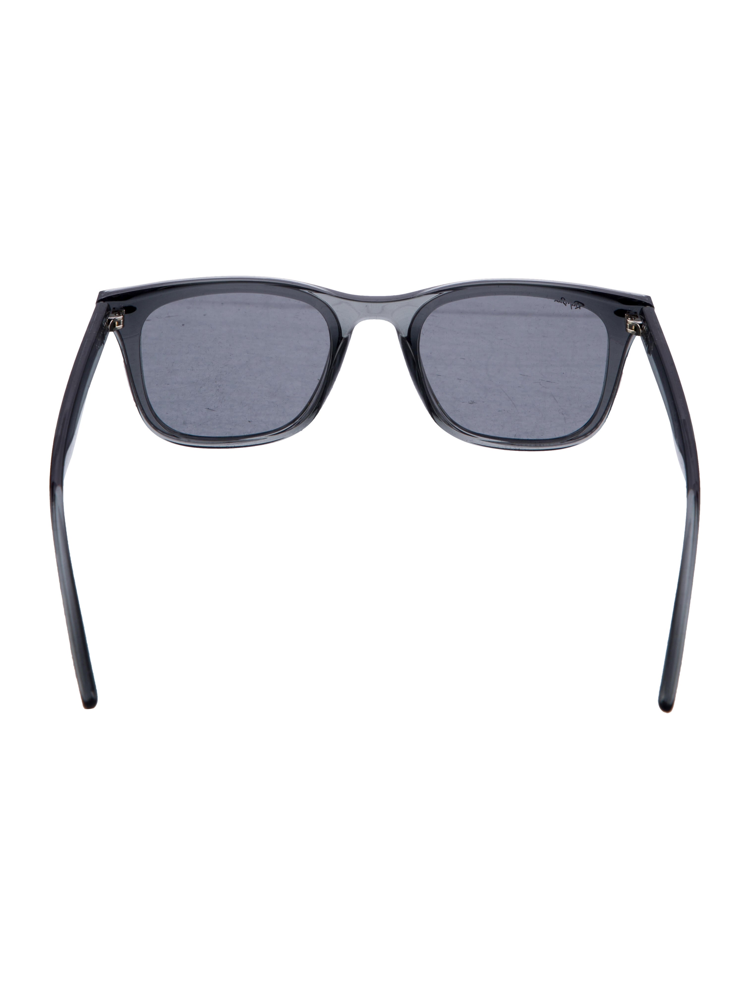Ray-Ban Wayfarer Tinted Sunglasses