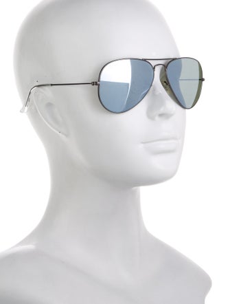 Ray-Ban Large Aviator Sunglasses