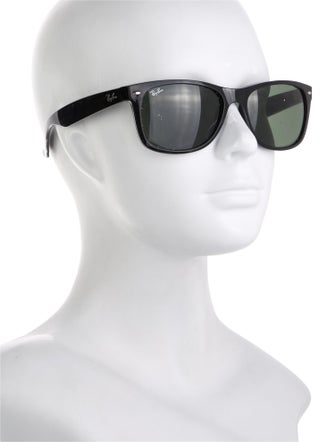 Ray-Ban New Wayfarer Sunglasses