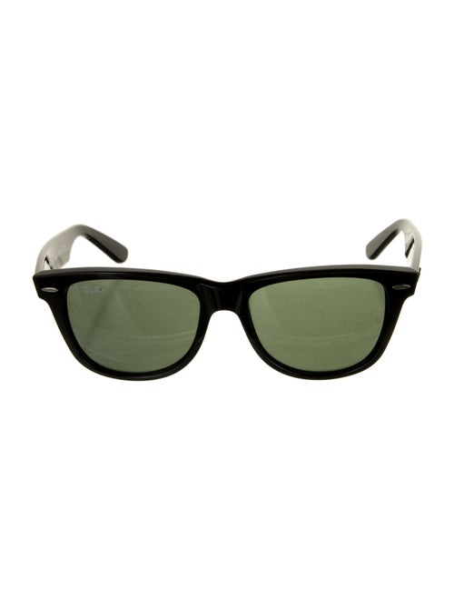Ray-Ban Wayfarer Tinted Sunglasses