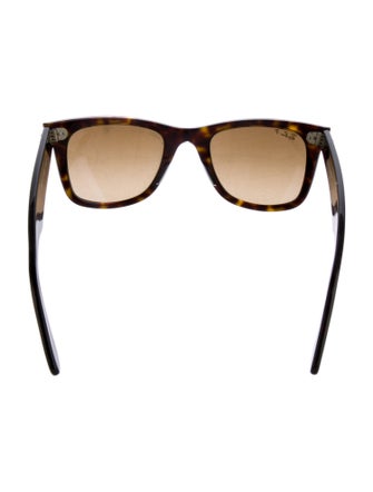 Ray-Ban Wayfarer Gradient Sunglasses