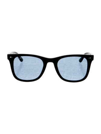 Ray-Ban Wayfarer Tinted Sunglasses