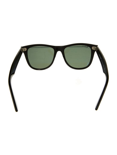 Ray-Ban Wayfarer Tinted Sunglasses