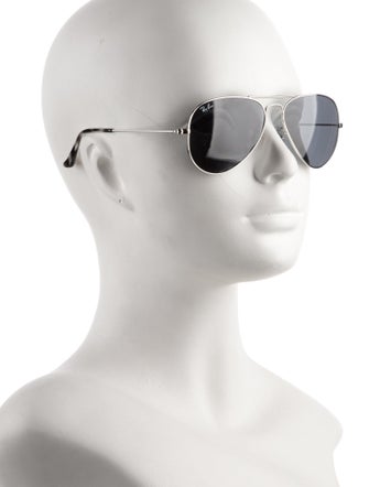 Ray-Ban Large Aviator Sunglasses