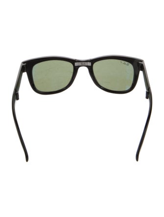 Ray-Ban Folding Classic Wayfarer Sunglasses