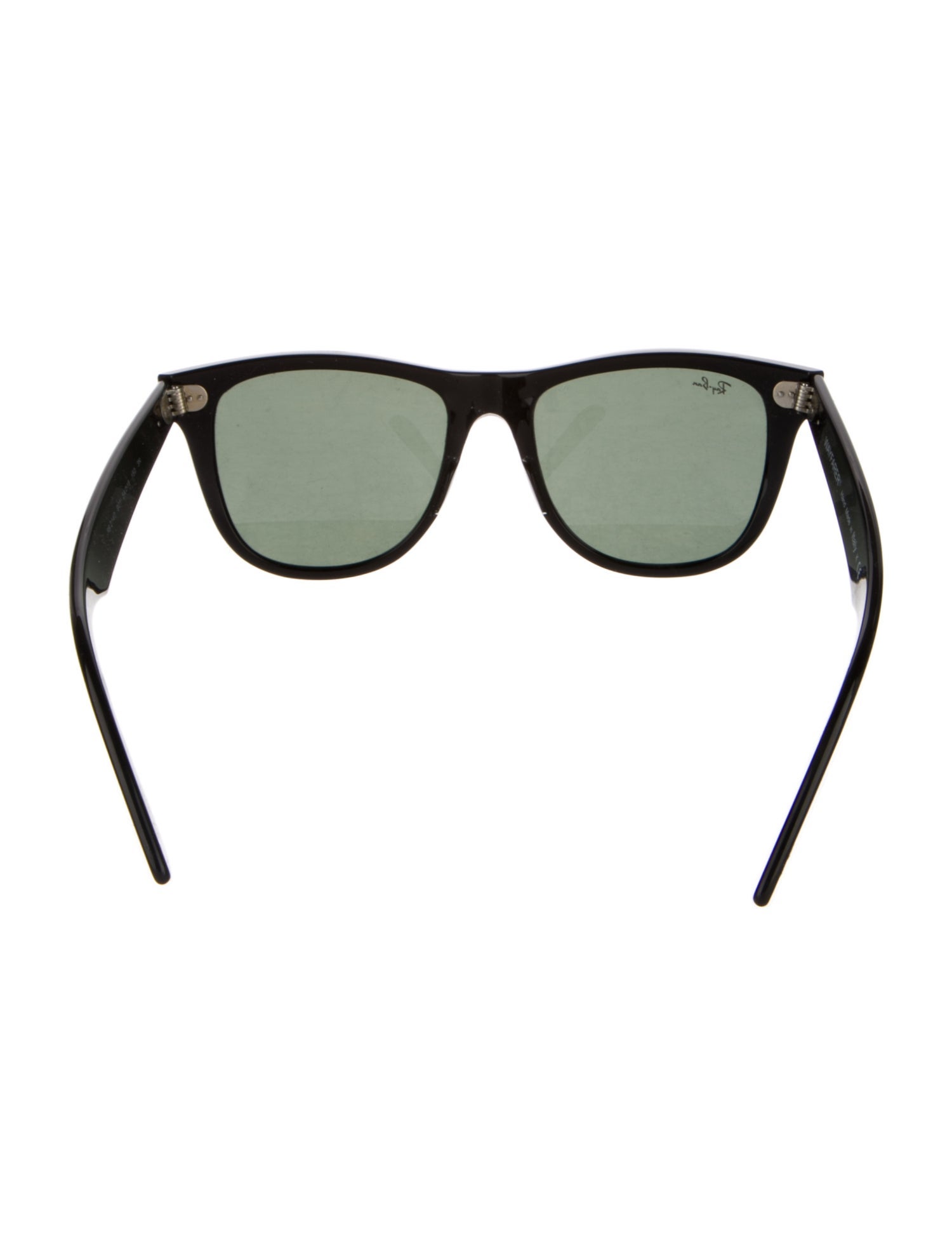 Ray-Ban Wayfarer Tinted Sunglasses