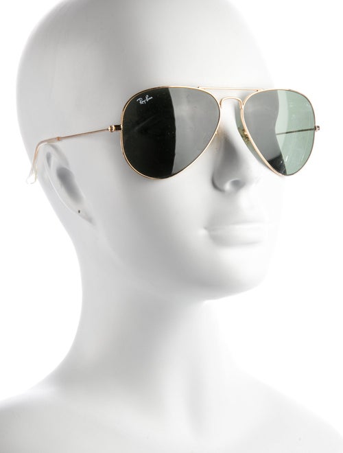 Ray-Ban Large Aviator Sunglasses