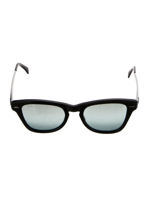 Ray-Ban Wayfarer Mirrored Sunglasses