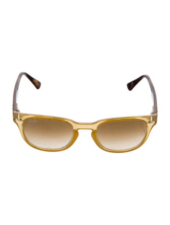 Ray-Ban Wayfarer Gradient Sunglasses