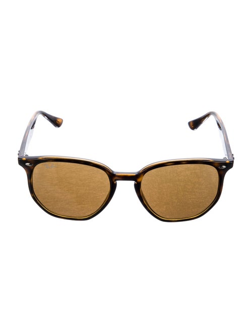 Ray-Ban Aviator Tinted Sunglasses