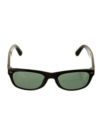 Ray-Ban Wayfarer Tinted Sunglasses