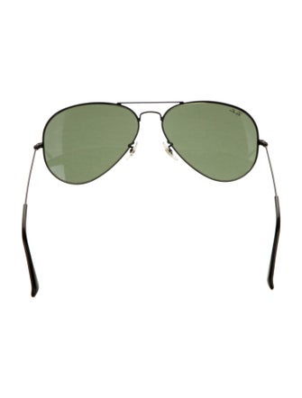 Ray-Ban Aviator Tinted Sunglasses