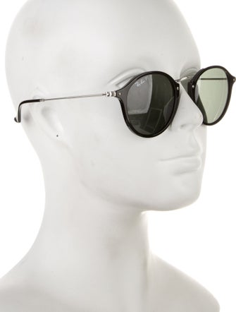 Ray-Ban Round Tinted Sunglasses