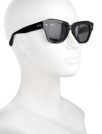 Ray-Ban Wayfarer Tinted Sunglasses
