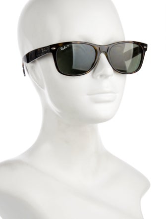 Ray-Ban New Wayfarer Wayfarer Sunglasses