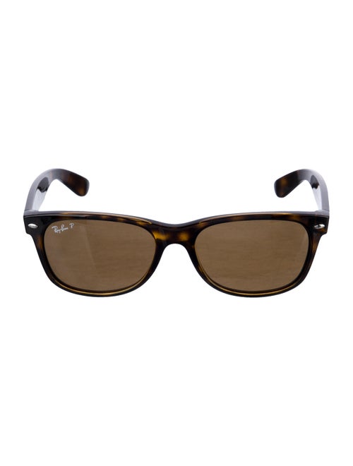 Ray-Ban Wayfarer Tinted Sunglasses