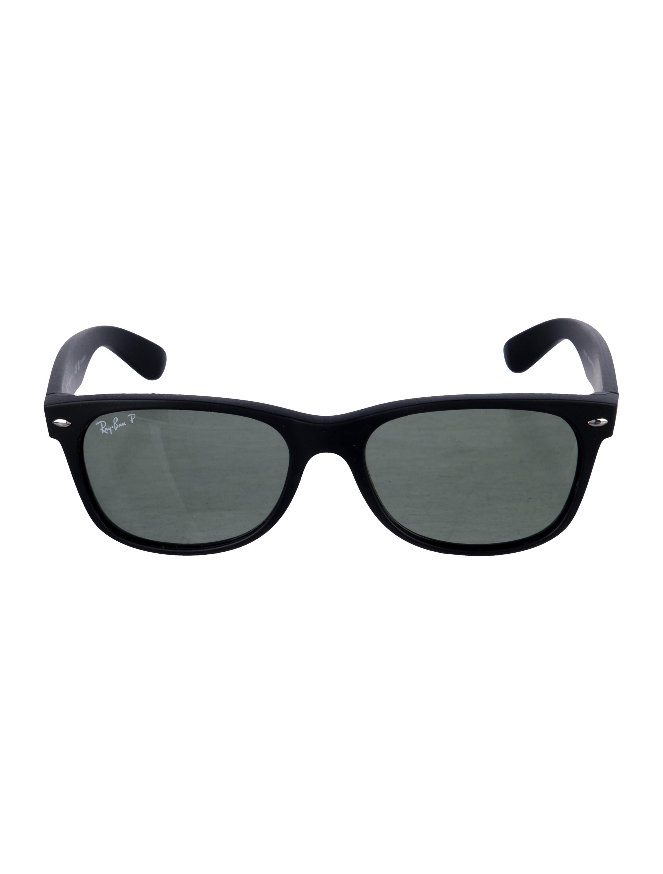Ray-Ban Wayfarer Tinted Sunglasses