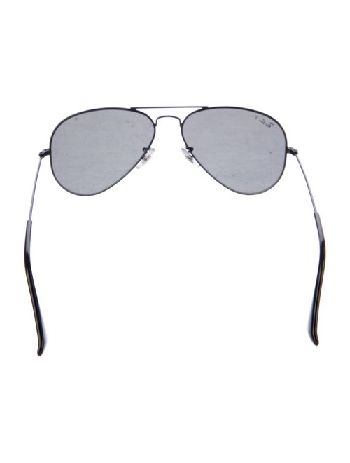 Ray-Ban Large Aviator Sunglasses