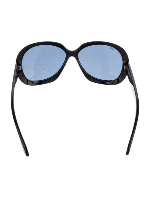 Ray-Ban Oversize Tinted Sunglasses