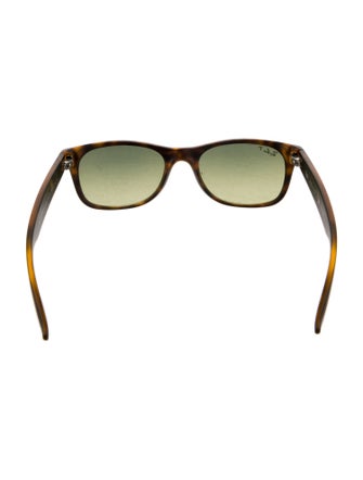 Ray-Ban New Wayfarer Sunglasses