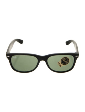 Ray-Ban New Wayfarer Sunglasses