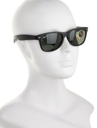 Ray-Ban New Wayfarer Sunglasses