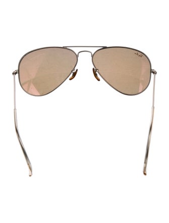 Ray-Ban Aviator Tinted Sunglasses