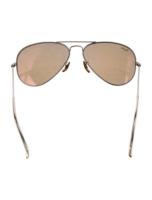 Ray-Ban Aviator Tinted Sunglasses