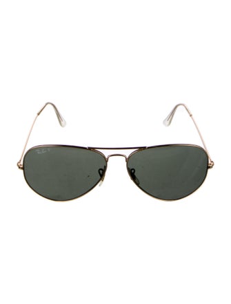 Ray-Ban Aviator Tinted Sunglasses