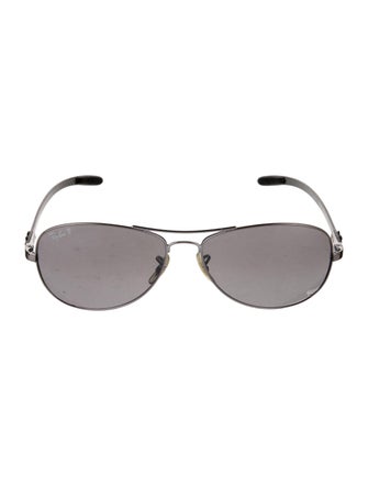 Ray-Ban Aviator Tinted Sunglasses