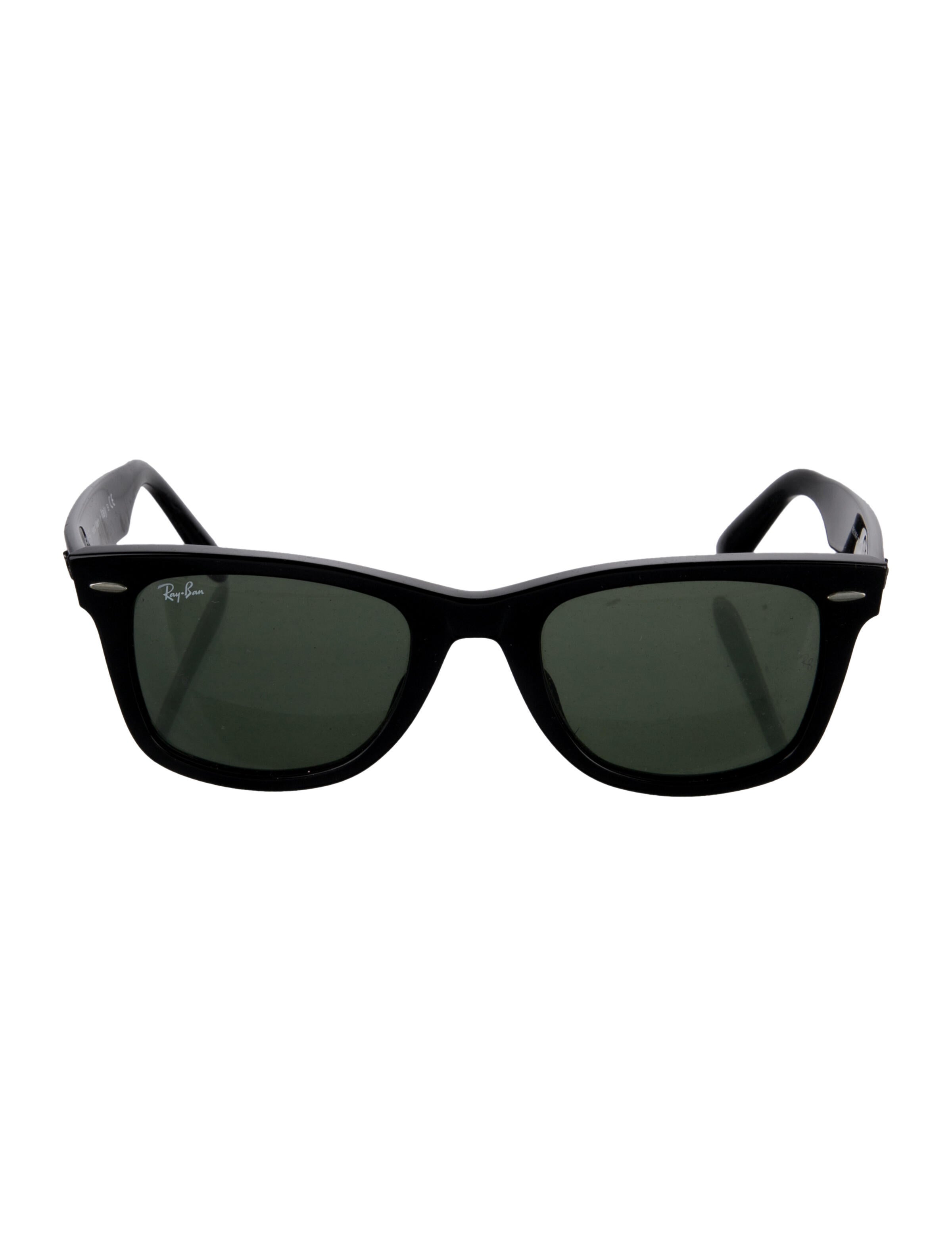 Ray-Ban Wayfarer Tinted Sunglasses