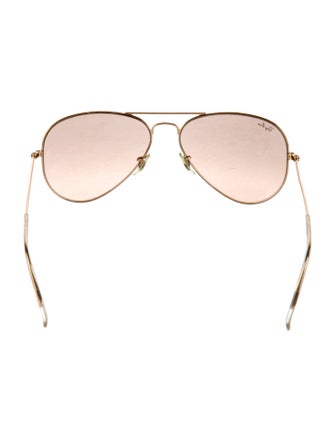 Ray-Ban Aviator Mirrored Sunglasses