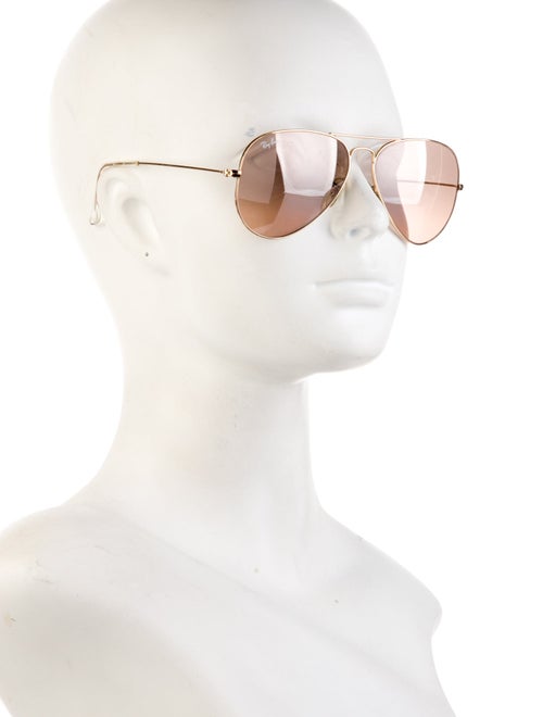 Ray-Ban Aviator Mirrored Sunglasses
