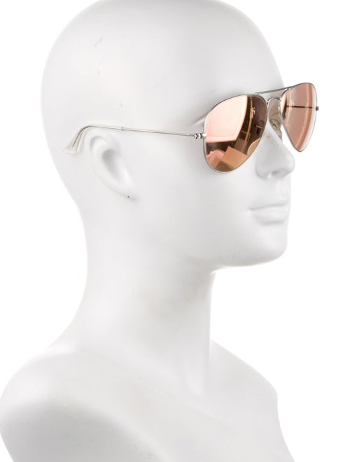 Ray-Ban Aviator Tinted Sunglasses