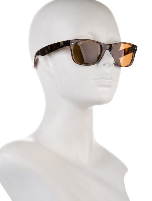 Ray-Ban New Wayfarer Sunglasses