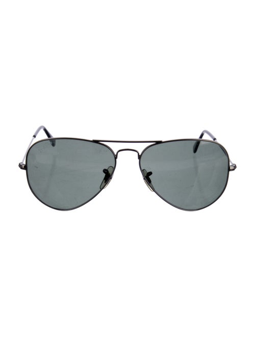 Ray-Ban Aviator Tinted Sunglasses