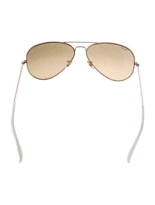 Ray-Ban Aviator Tinted Sunglasses
