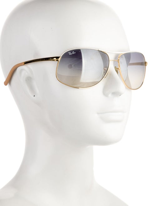 Ray-Ban Aviator Gradient Sunglasses