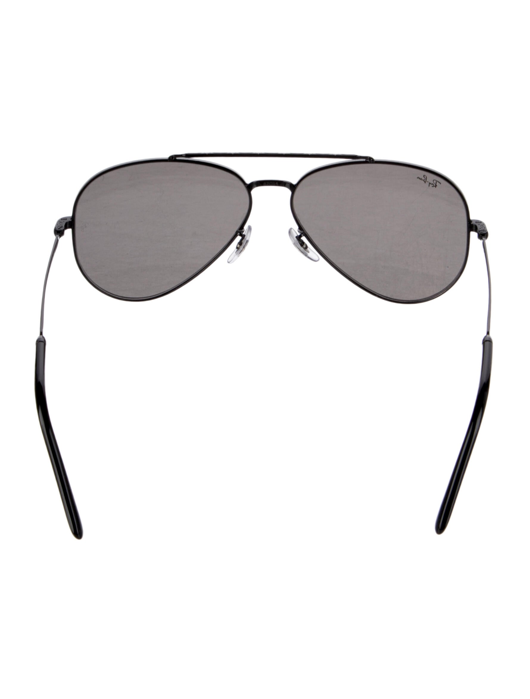 Ray-Ban Aviator Tinted Sunglasses