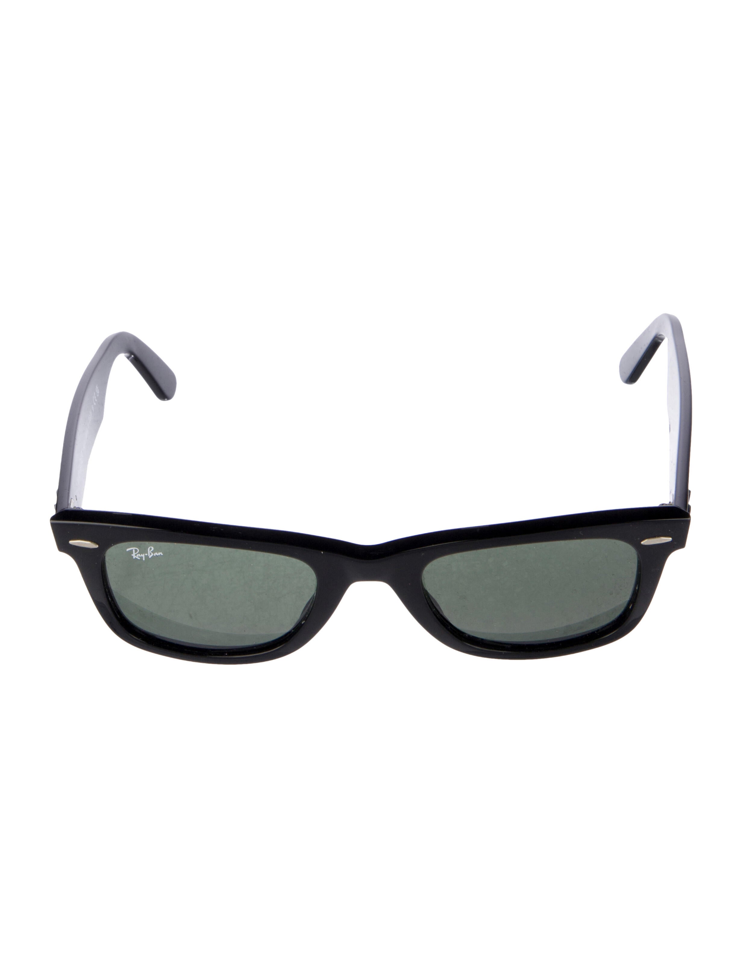 Ray-Ban Wayfarer Tinted Sunglasses