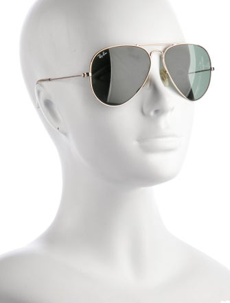 Ray-Ban Large Aviator Sunglasses