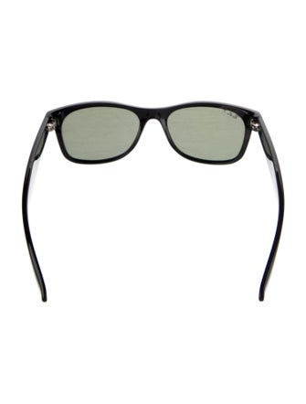 Ray-Ban New Wayfarer Sunglasses