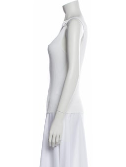 Square Neckline Sleeveless Top