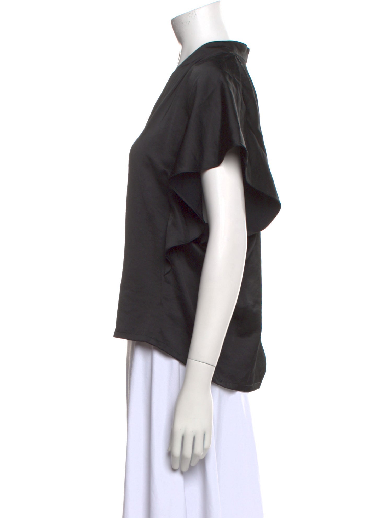 Saint Art V-Neck Short Sleeve Blouse