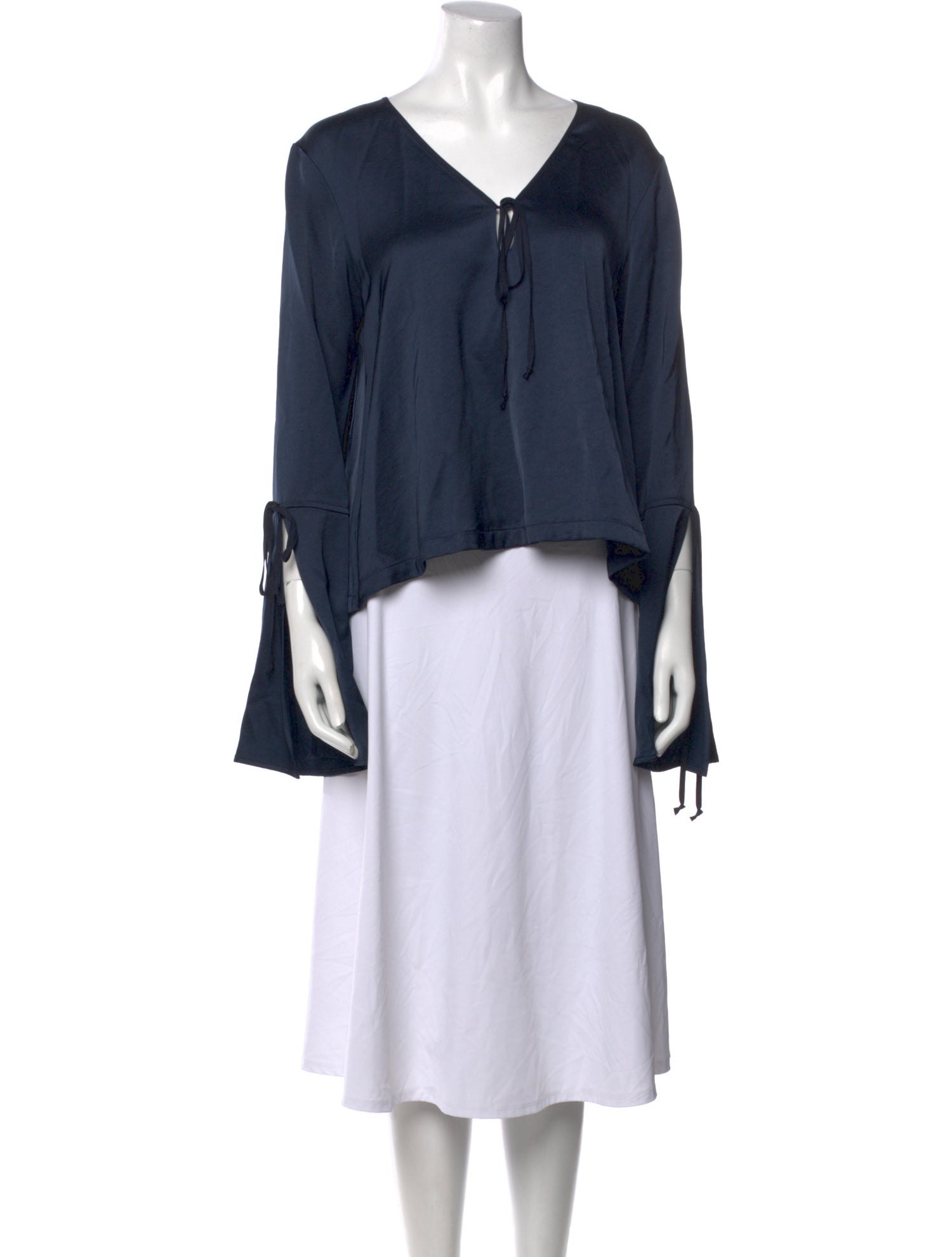 Saint Art V-Neck Three-Quarter Sleeve Blouse