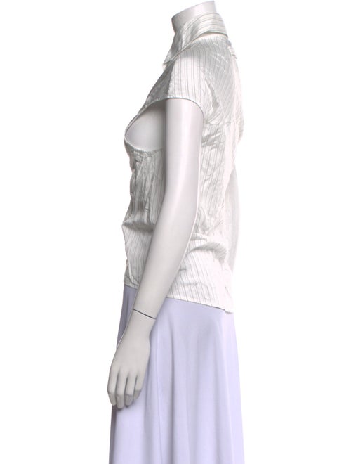 Saint Art Short Sleeve Button-Up Top