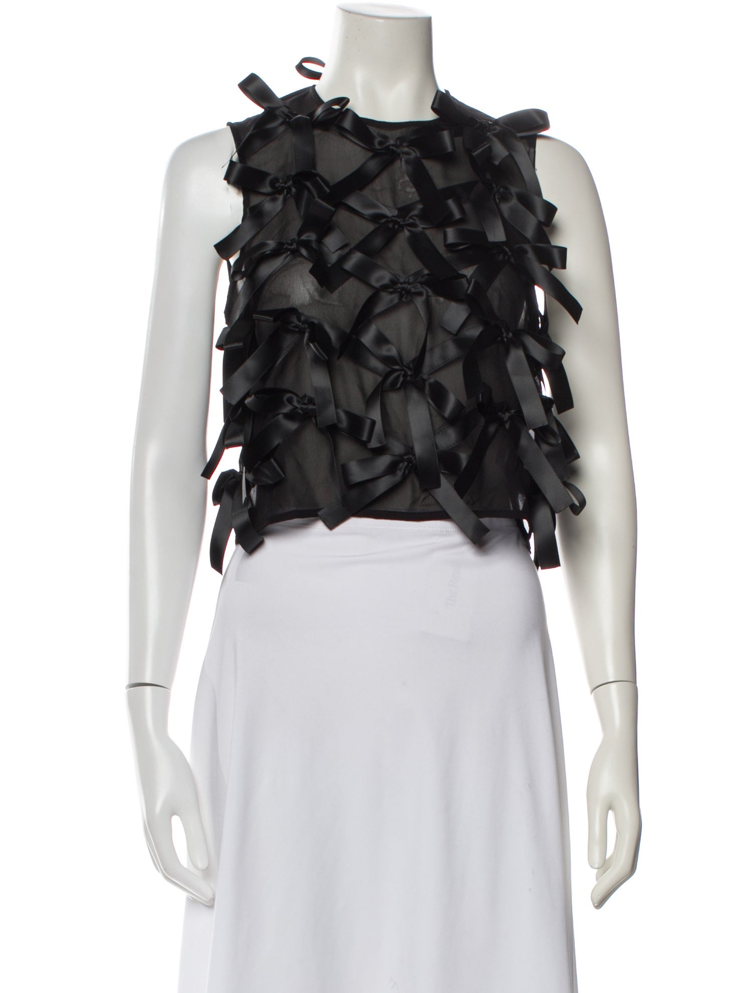 Saint Art Mock Neck Sleeveless Crop Top