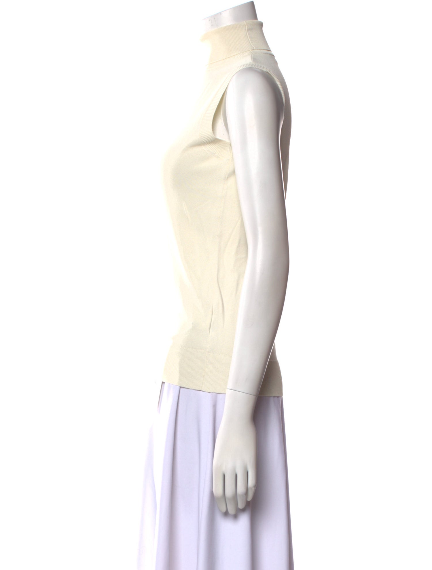 Santicler Turtleneck Sleeveless Top